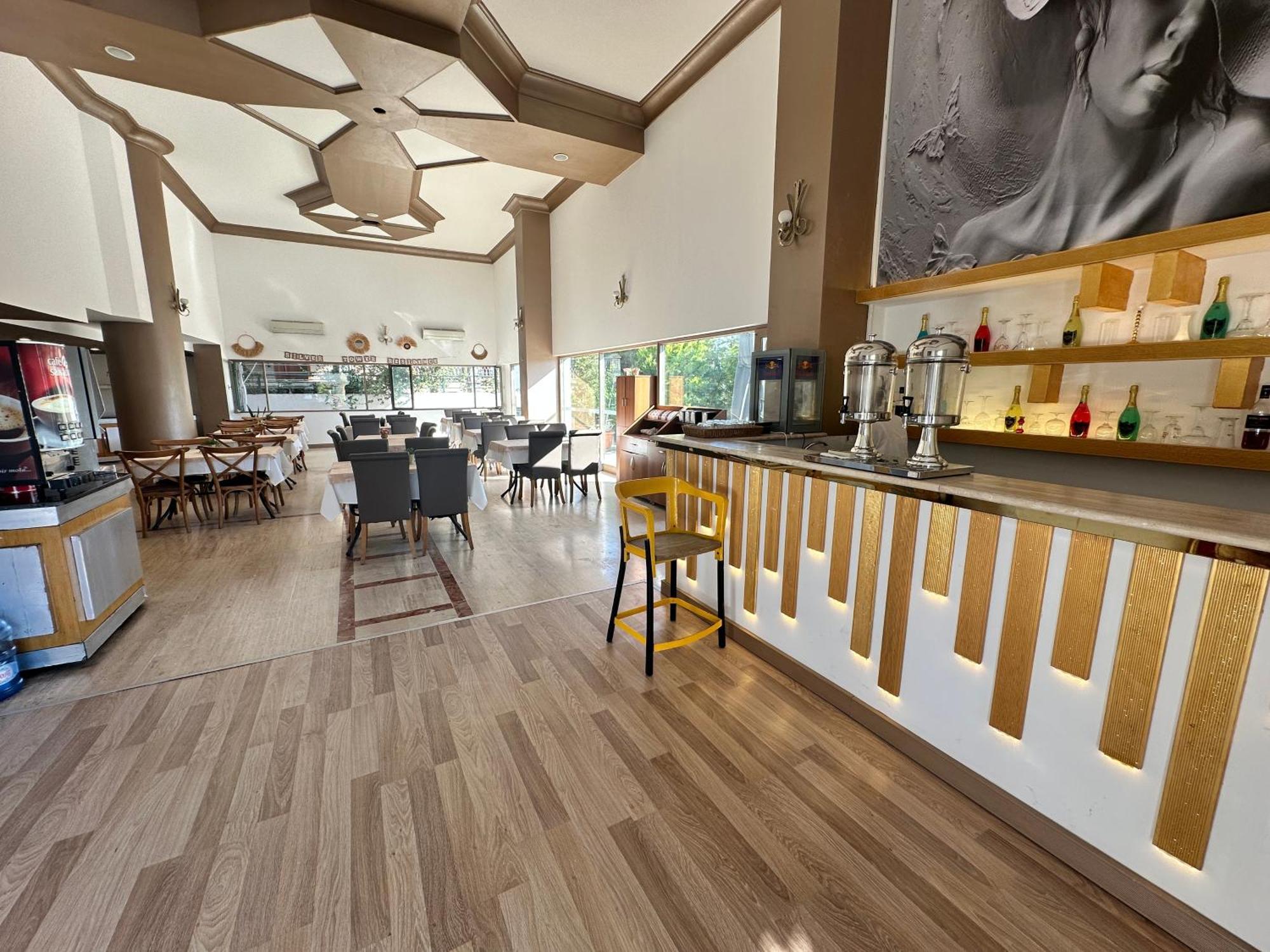 Silver Tower Residence 库萨达斯 外观 照片
