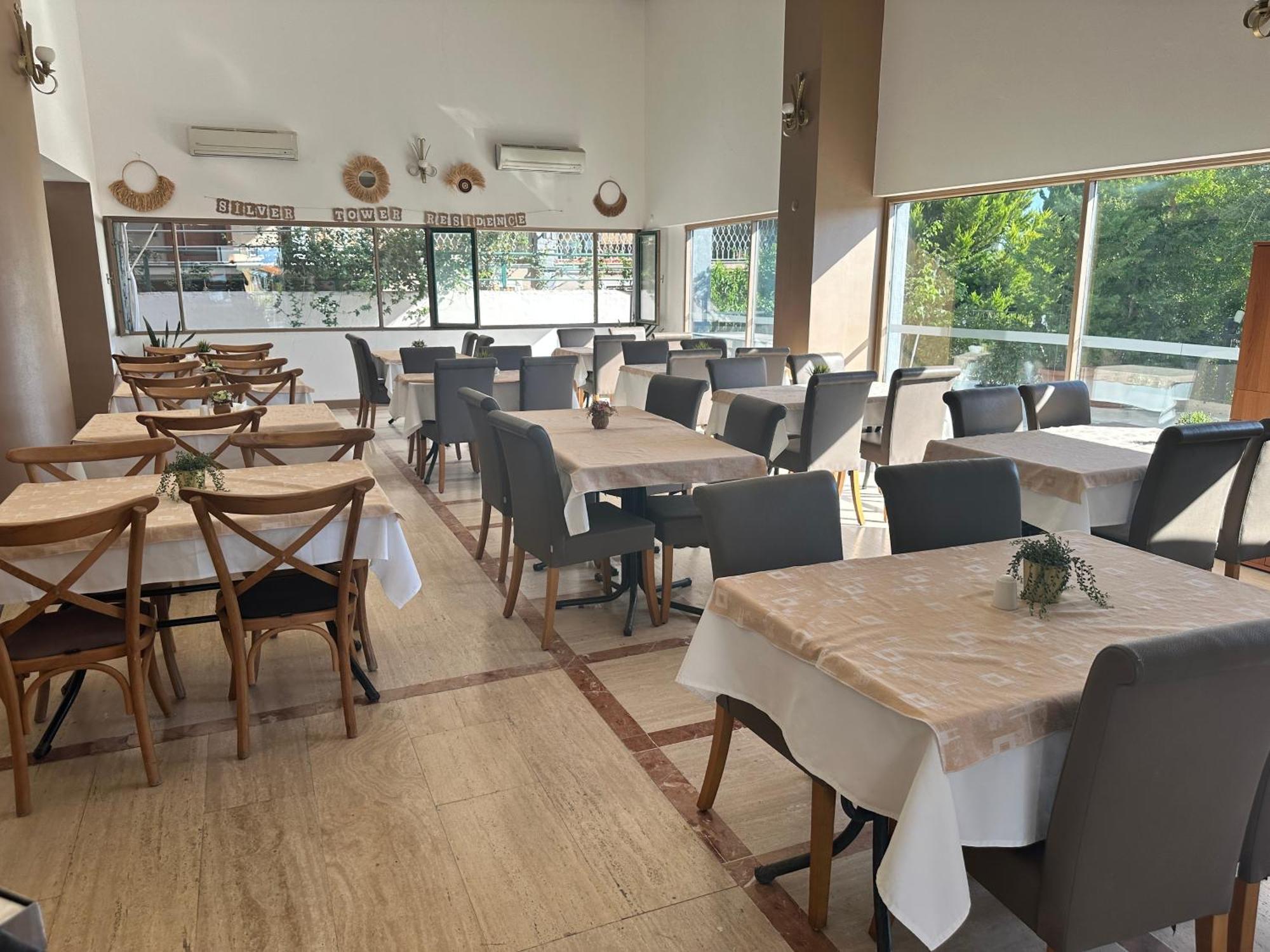Silver Tower Residence 库萨达斯 外观 照片